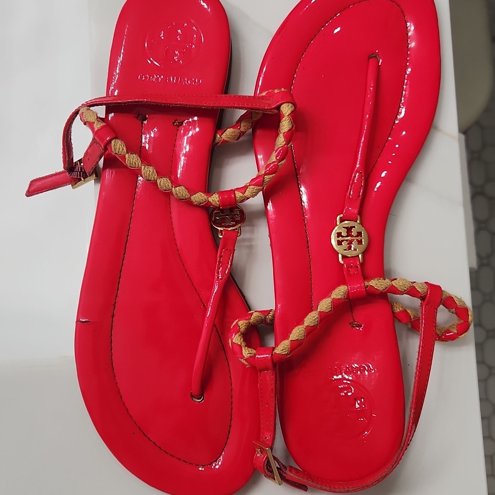 Tory Burch Bright Red Braided Thong Sandals with Gold Logo - Picture 12 of 12